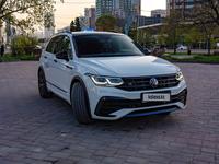 Volkswagen Tiguan 2021 года за 20 000 000 тг. в Алматы