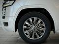 Toyota Land Cruiser Premium+ 2023 года за 57 900 000 тг. в Астана – фото 18