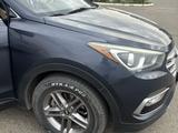 Hyundai Santa Fe 2016 года за 5 800 000 тг. в Уральск – фото 5