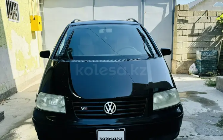 Volkswagen Sharan 2002 года за 3 200 000 тг. в Шымкент