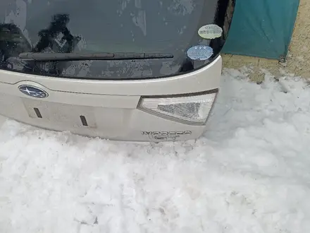 Крышка багажника дверь задняя за 880 тг. в Алматы – фото 3