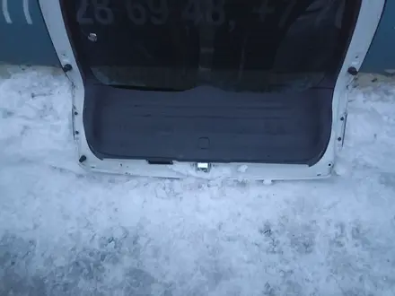 Крышка багажника дверь задняя за 80 000 тг. в Алматы – фото 6