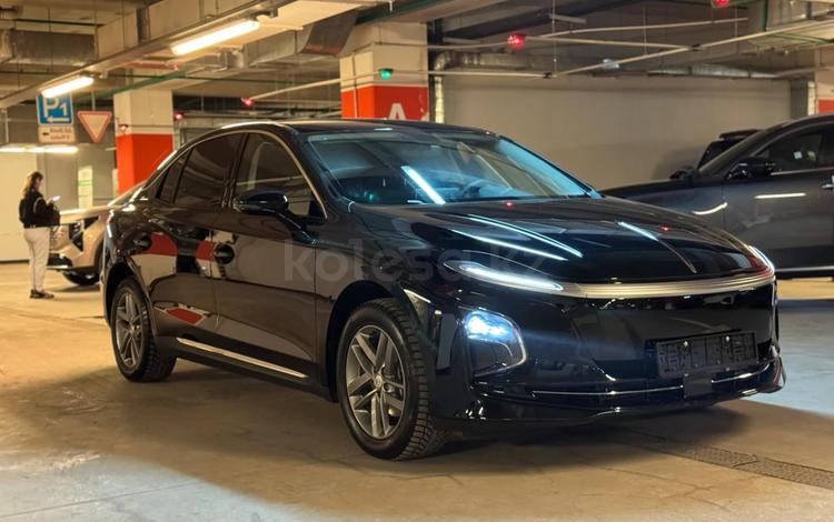 Hongqi E-QM5 — миниатюра 2