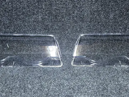 BMW е65 рестайлинг стекло фары Актау за 15 000 тг. в Актау – фото 6