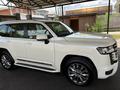 Toyota Land Cruiser 2022 годаfor48 000 000 тг. в Алматы – фото 6