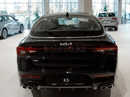 Kia K5 Prestige 2026 года за 15 990 000 тг. в Алматы – фото 11