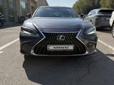 Lexus ES 250 2023 годаүшін32 000 000 тг. в Алматы