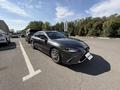 Lexus ES 250 2023 года за 32 000 000 тг. в Алматы – фото 2