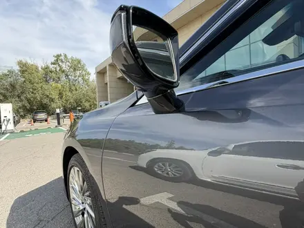 Lexus ES 250 2023 года за 32 000 000 тг. в Алматы – фото 23