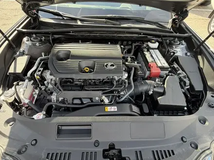 Lexus ES 250 2023 года за 32 000 000 тг. в Алматы – фото 31