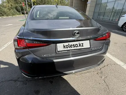 Lexus ES 250 2023 года за 32 000 000 тг. в Алматы – фото 44