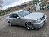 Mercedes-Benz C 180 2000 года за 2 800 000 тг. в Астана