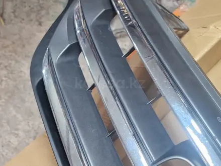 Решетка радиатора Honda CR-V за 25 000 тг. в Тараз – фото 3