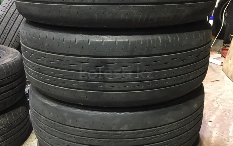 Резина летняя 215/55 r17 Bridgestone, из Японии за 55 000 тг. в Алматы
