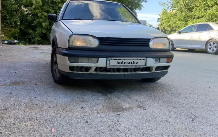 Volkswagen Golf 1993 годаүшін1 700 000 тг. в Темиртау