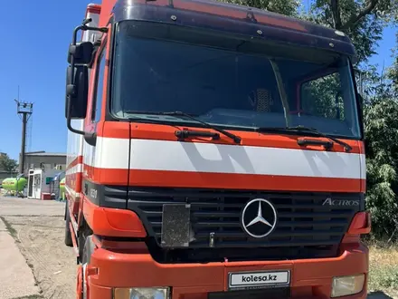 Mercedes-Benz  Actros 1999 года за 9 200 000 тг. в Семей