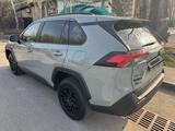 Toyota RAV4 2021 годаүшін13 850 000 тг. в Алматы – фото 4