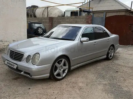 Mercedes-Benz E 280 2001 года за 5 000 000 тг. в Шымкент – фото 3