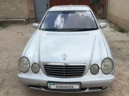 Mercedes-Benz E 280 2001 года за 5 000 000 тг. в Шымкент – фото 4
