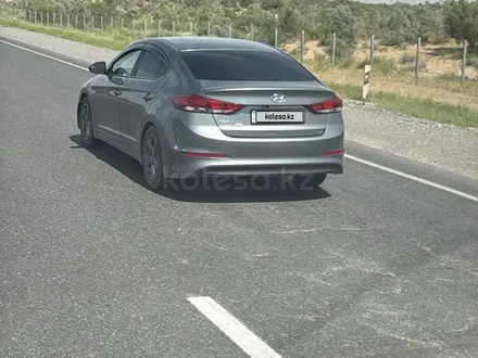 Hyundai Elantra 2018 года за 7 200 000 тг. в Кызылорда – фото 17