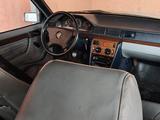 Mercedes-Benz E 200 1987 года за 500 000 тг. в Астана – фото 3