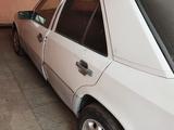 Mercedes-Benz E 200 1987 года за 500 000 тг. в Астана – фото 5