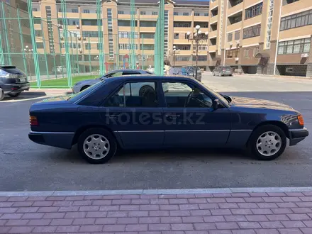 Mercedes-Benz E 200 1992 года за 2 600 000 тг. в Кызылорда – фото 12