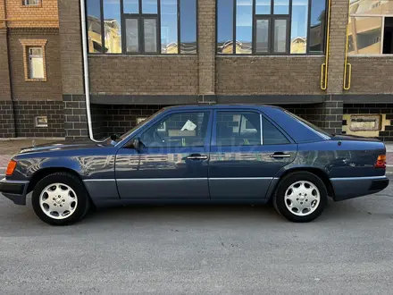 Mercedes-Benz E 200 1992 года за 2 600 000 тг. в Кызылорда – фото 6