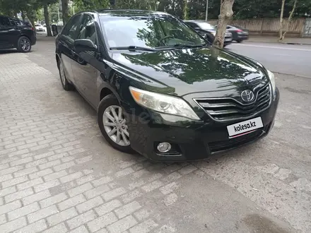 Toyota Camry 2010 года за 5 000 000 тг. в Актобе – фото 21