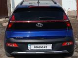 Hyundai Bayon 2023 годаүшін7 600 000 тг. в Атырау – фото 3
