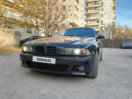 BMW 530 2001 года за 4 500 000 тг. в Шымкент
