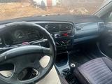 Volkswagen Vento 1993 года за 1 500 000 тг. в Актобе – фото 4
