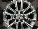Toyota Land Cruiser R18*8J 6x139.7 ET + 25 за 250 000 тг. в Алматы