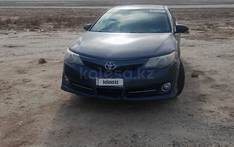 Toyota Camry 2013 годаfor3 600 000 тг. в Актобе