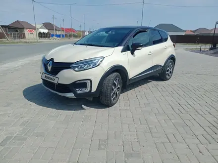 Renault Kaptur 2018 года за 7 200 000 тг. в Атырау – фото 2