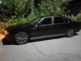 BMW 740 1997 года за 3 500 000 тг. в Талдыкорган – фото 2