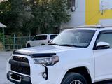 Toyota 4Runner 2014 годаүшін12 500 000 тг. в Жанаозен – фото 2