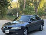 Opel Vectra 1995 года за 1 800 000 тг. в Шымкент – фото 2