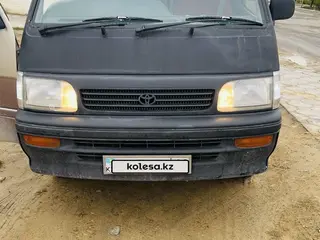 Toyota HiAce, 1994