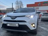 Toyota RAV4 2019 года за 15 500 000 тг. в Астана