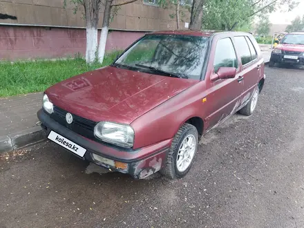 Volkswagen Golf 1994 года за 450 000 тг. в Астана – фото 2