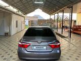 Toyota Camry 2016 года за 10 200 000 тг. в Жетысай – фото 3