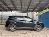 Toyota RAV4 2018 годаүшін10 500 000 тг. в Алматы – фото 5