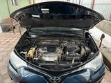 Toyota RAV4 2018 годаүшін10 500 000 тг. в Алматы – фото 2