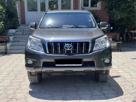 Toyota Land Cruiser Prado 2013 года за 15 400 000 тг. в Актау – фото 2