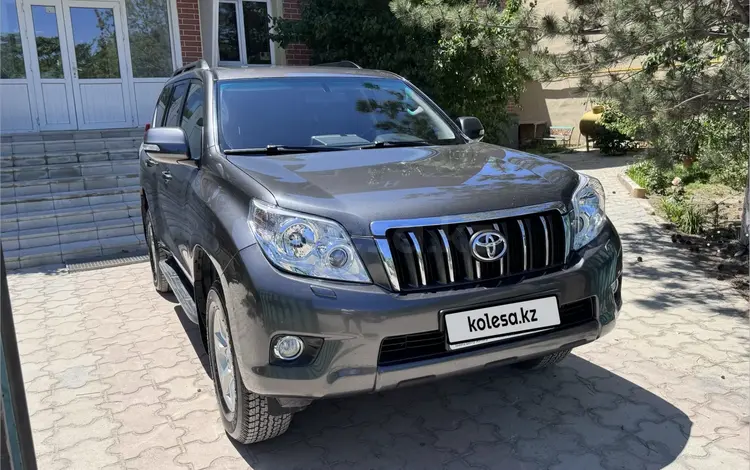 Toyota Land Cruiser Prado 2013 годаүшін15 400 000 тг. в Актау