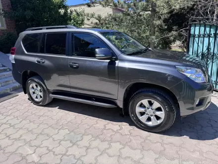 Toyota Land Cruiser Prado 2013 года за 15 400 000 тг. в Актау – фото 6