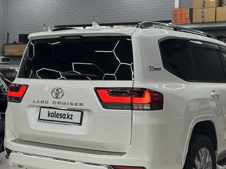 Toyota Land Cruiser 2022 года за 39 000 000 тг. в Шымкент – фото 2