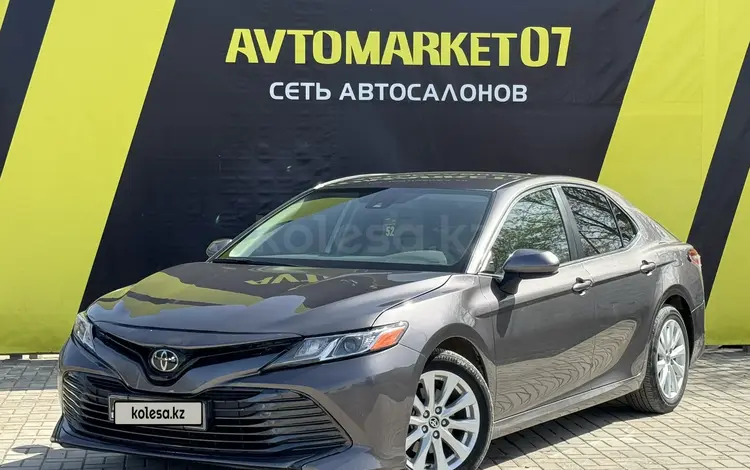 Toyota Camry 2020 года за 11 600 000 тг. в Уральск