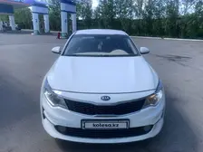 Kia K5, 2016